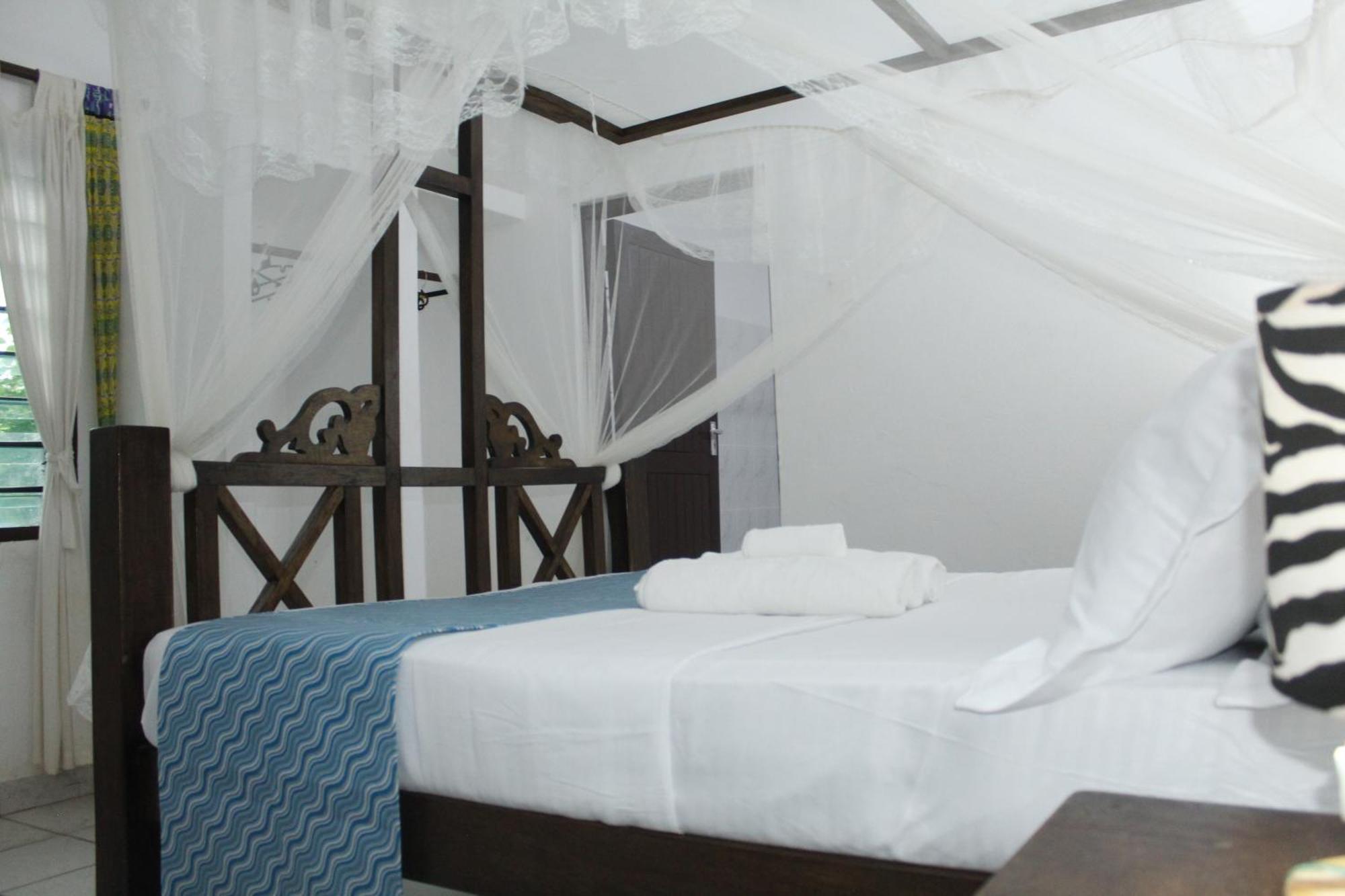 Blessing Holiday Homes - Diani Beach Extérieur photo